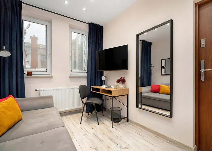 Cozy In Near Centre Of With Parking By Renters 比得哥什