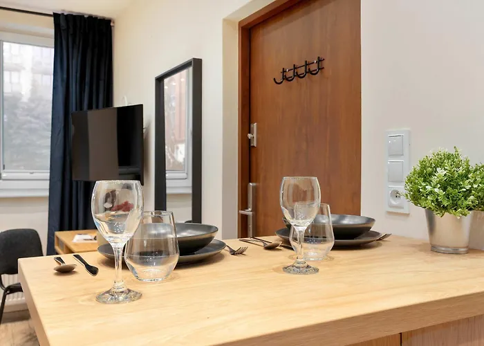 아파트 Cozy In Near Centre Of With Parking By Renters